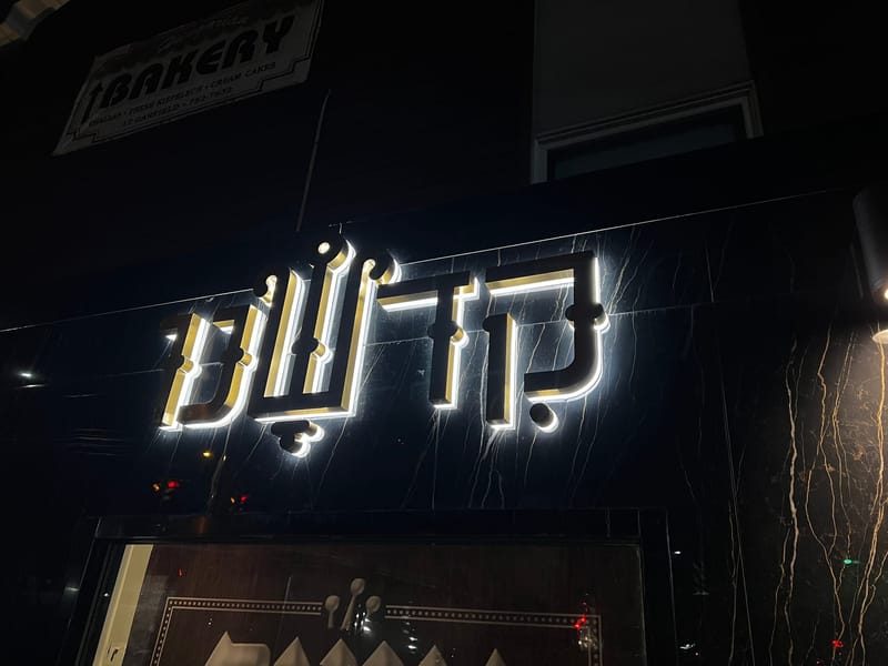 Lighted 3d signage